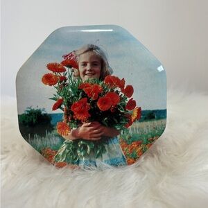 Vintage Blue Bird Red Octagonal Confectionery Tin